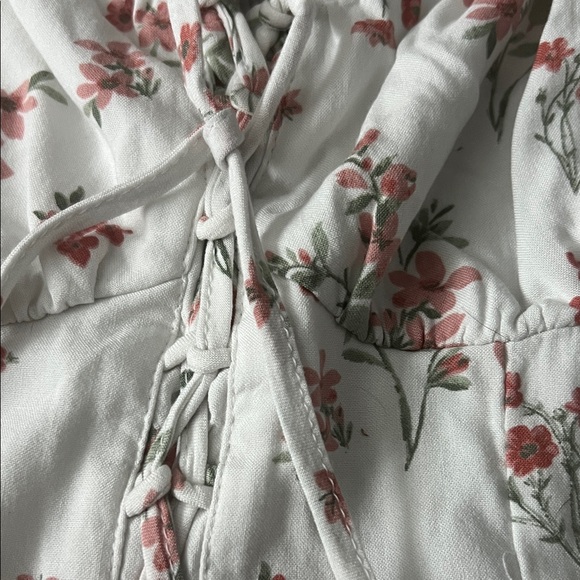 Hollister woman’s S Floral Puff Sleeve Dress - Picture 2 of 5
